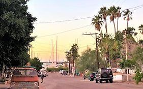 Downtown Beautiful 2Br Apartment Blocks From Beach #5